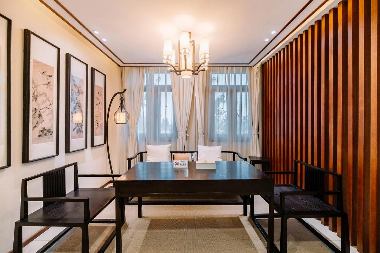 Locals Apartment House 01 Luoyang